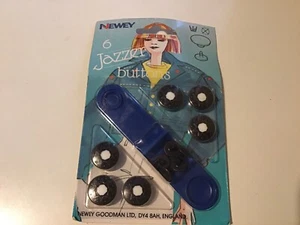 Vintage Newey Jazzer Tasten x 6 plus Montagewerkzeug. Weißes Zentrum (Ref. 54721) - Bild 1 von 3