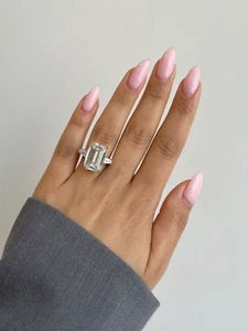 GIGANTIC DREAMY Rare 11.00 Ct IGI Certified G/VS1 Emerald Lab Grown Diamond Ring - Picture 1 of 14