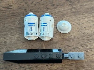 LEGOS Lot of R2-D2 Battle Droid Star War Minifigure part and hat propeller piece - Picture 1 of 1