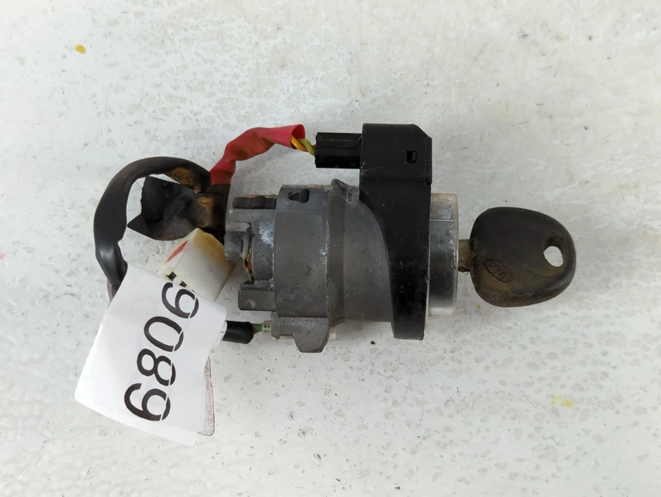 2009 Kia Optima заменить название Y0OE2 - Изображение 1 из 4