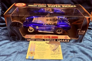 Raro Firmado Carroll Shelby Cobra 427 S/C Super Snake 1:18 Certificado de Autenticidad Shelby Nuevo En Caja2 - Imagen 1 de 6