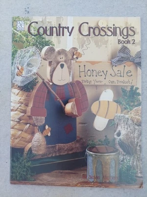 SUSAN ALLEMAND COUNTRY CROSSINGS 2 SANTA TREE DECOR FOLK ART PAINTING BOOK 1997 - Image 1 of 4