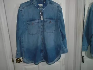 Universal Thread Medium Wash Oversized Denim Shirt Size XL New With Tags - Picture 1 of 3
