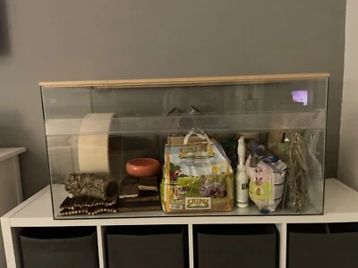 Hamster Terrarium mit viel Zubehör - Bild 1 von 4