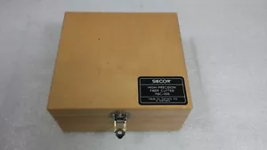 Siecor FBC-005 hochpräziser optischer Glasfaserschneider/Spalterteile. (Kein Cutter) - Bild 1 von 4