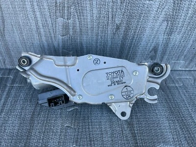 2011-2020 TOYOTA SIENNA REAR LIFTGATE TRUNK WINDOW WIPER MOTOR 85130-08010 DENSO - Image 1 of 4