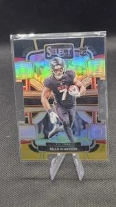 2023 PANINI SELECT BIJAN ROBINSON BLACK & GOLD DIE-CUT PRIZM ROOKIE FALCONS - Bild 1 von 2