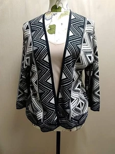 GUDRUN SJODEN Strickjacke Pullover Medium vorne offen Bambusmischung schwarz creme - Gr. - Bild 1 von 4