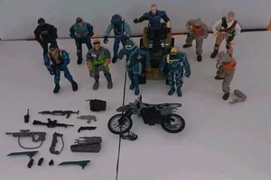 Lot of XX Lanard The Corps Action Figures Weapons & Vehicle Lot  - Picture 1 of 9