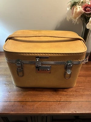Vintage US Citation Luggage Carry On Train Case Travel & Make-up W Mirror Yellow - Image 1 of 4