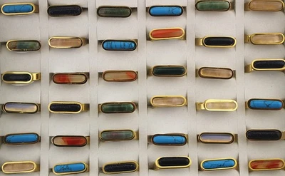 Venta al por mayor lotes 32 piezas de anillos de piedra natural de acero inoxidable para dama más nuevos de moda Foto 1 de 4