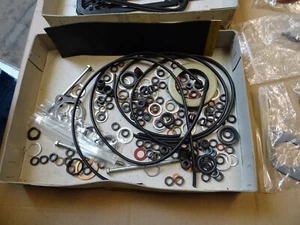 PORSCHE 356 CARRERA FOUR CAM GASKETS SEALS SET - Picture 1 of 1
