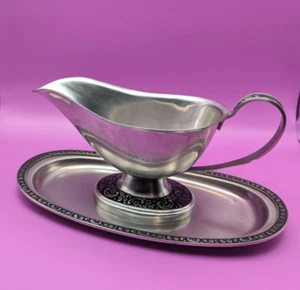 Vintage Oneida Large Pewter  Gravy Sauce Boat with tray SET 9" - Picture 1 of 12