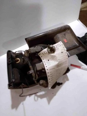 89 90 91 92 DODGE SPIRIT Tail Light Assembly Right - Image 1 of 2