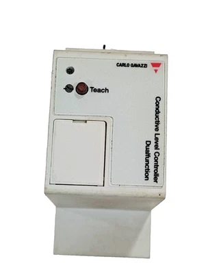 *nuevo sin caja* CARLO GAVAZZI CLP2ET1C230 Suministro 230 VAC Foto 1 de 4