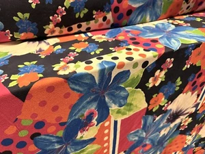 Bubble Crepe Stretch Dress Fabric, Per Metre - Flowers Spots Print - Multicolour - Picture 1 of 5