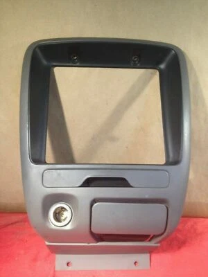 Panel de instrumentos Nissan Quest 1996-1998 con bandeja de cenizas y bisel de bandeja para monedas OEM de fábrica Foto 1 de 4