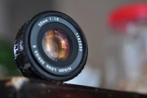 Nikon 50mm F1.8 lens for Nikon Film and Nikon Digital cameras - Picture 1 of 5