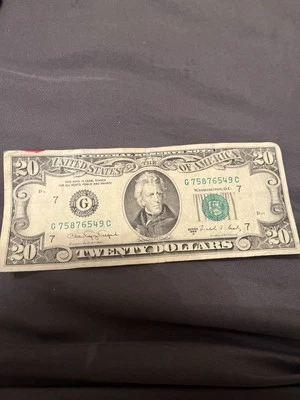 $20 Bill Series 1988 A federal reserve bank of Chicago  Illinois   G75876549C - Image 1 of 4