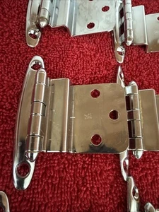 41 Bisagras de puerta de gabinete vintage de acero cromado plateado 5/16 insertadas salvamento recuperadas - Imagen 1 de 13