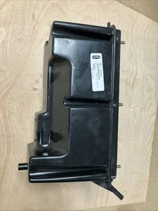 POLARIS 5432667  AIR FILTER BOX - Picture 1 of 5