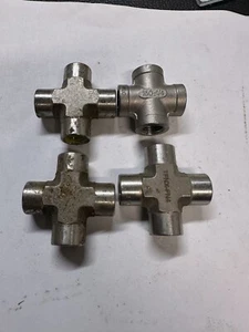 USED - 4pc Lot of 1/4" FNPT NPT Stainless Steel Female Cross Tee 4-Way - Picture 1 of 1