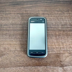 Teléfono celular Nokia 5230 vintage que no funciona coleccionable - solo piezas - Imagen 1 de 6