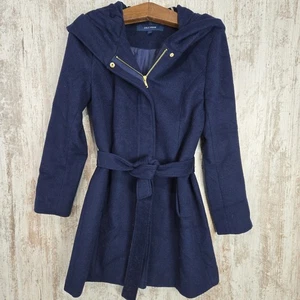 Cole Haan Damengröße 6 Wollmantel mittellang blau Gürtel Reißverschluss asymmetrisch gefüttert - Bild 1 von 13