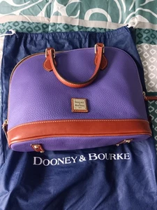 Neu Dooney and Bourke Pflaume Lila, Medium Reißverschluss Umhängetasche - Bild 1 von 5
