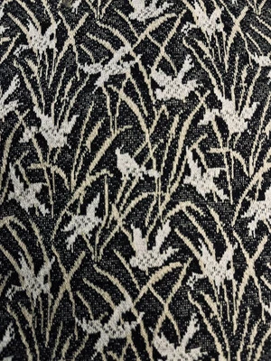 De Colección Negro Tostado y Marfil Tejido Floral con Pájaros Algodón Tejido 64" X 46" Foto 1 de 4