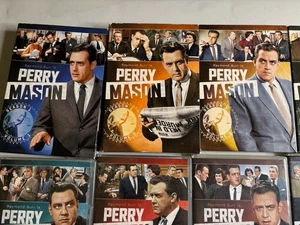 LOT Perry Mason DVD The Complete TV Series Seasons 1 thru 9 Raymond Burr 72 Disc - Imagen 1 de 10