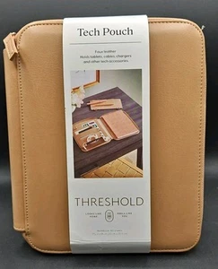 Threshold Zipper Tech Case with Pockets With Eccolo Ruled Notebook New - Picture 1 of 3