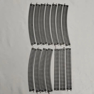 Lot Of 14 9-Inch Life-Like HO Gauge Train Tracks Straight Curve - Image 1 of 4