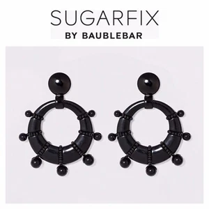 NWT SUGARFIX by BaubleBar Gold Tone Embellished Black Beads Hoop Earrings - Bild 1 von 6