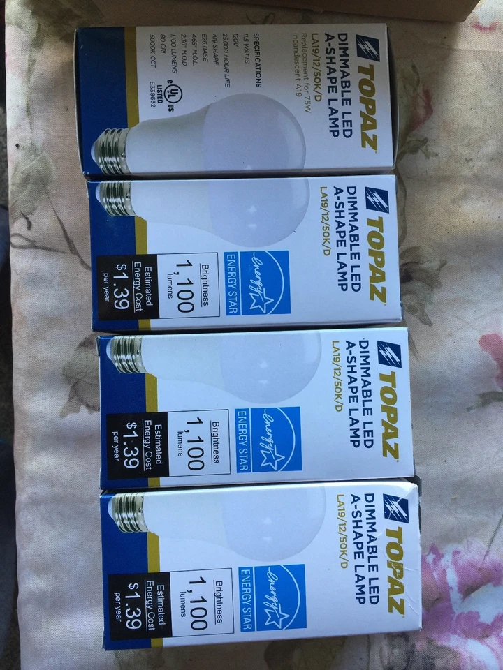 4 Topaz 77015 LA19/12/50K/D 11.5Watt A19 Dimmable LED 5000K Soft White 120V - Image 1 of 1