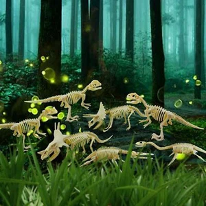7 Pieces Dinosaur Skeleton Toys Assorted Bones Figures Toys for Children - Picture 1 of 12