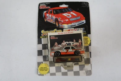 Alan Kulwicki #7 Hooters 1992 Racing Champions escala 1/64 fundido a presión Foto 1 de 2