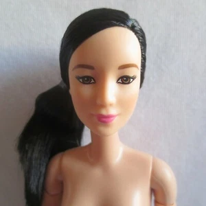 NUEVA Muñeca Barbie Hecha para Mover Articulada Articulada Pivotal Miko Lea Asiática ~ DESNUDA - Imagen 1 de 3