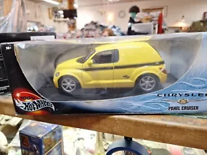 Nuevo Hot Wheels Chrysler Panel Cruiser RT 2001 - Imagen 1 de 5