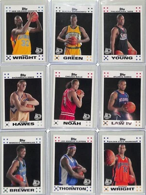 2007-08 Topps Basketball White Border 9 card Rookie Lot Joakim Noah - Image 1 of 2