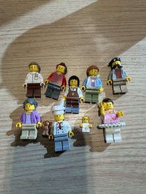 Lego Assembly Square Minifigures