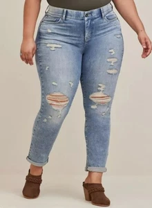 NEU Torrid 12S Bombshell Stretchy Straight Jeans Petite Distressed High Rise - Bild 1 von 8
