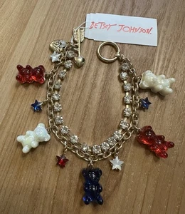 Pulsera Betsey Johnson con dijes de oso de goma y diamantes de imitación rojo blanco azul - Imagen 1 de 7
