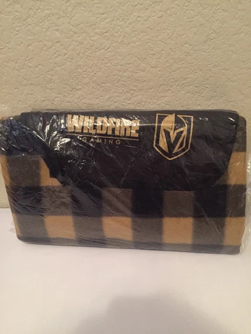 NHL VEGAS GOLDEN KNIGHTS Wildfire Gaming Flannel Picnic Blanket New Cover