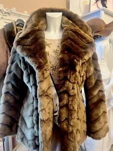 Sarah Kern Webpelzjacke A-Linie Gr. 44 Pelz NEU Jacke - Bild 1 von 8