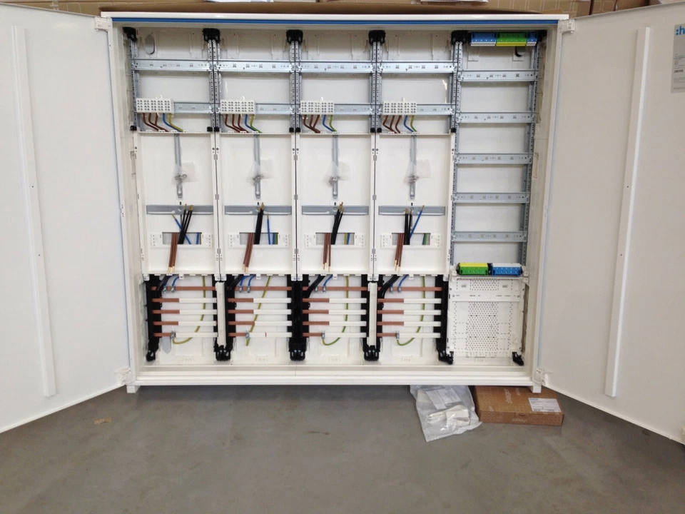 Hager ZB35S 1100x1300x205mm univers Z Zählerschrank - Reinweiß