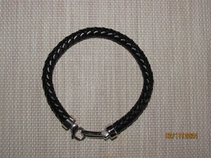 Neu Herren Leder oder Gummi Mode Armband - Bild 1 von 1