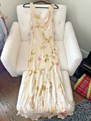 复古 l 90 年代 12 Patra 灰色米色丝绸倦怠雪纺圆领花卉连衣裙 — 第 1/4 张图片