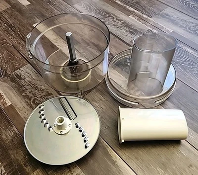 General Electric Vintage 1970s GE Food Processor D5FP1 Replacement Parts  - Image 1 of 4