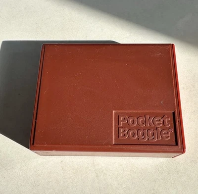 VTG 1980 Pocket Boggle Parker Brothers Portable Travel Word Game Complete - Image 1 of 4